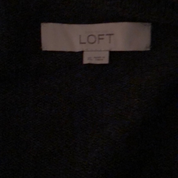 Sweater - Picture 4 of 4